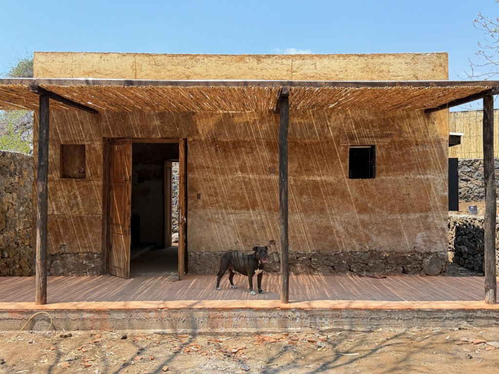 Cabaña Delfin y Arnaud Terminada